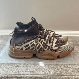 Sia Collective CV 0.02 “Henny” Spyder Mid Shoes